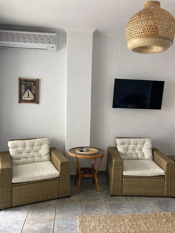 Villa Ulyana Toroni - Front Seaview, First Line, Fireplace Apartment